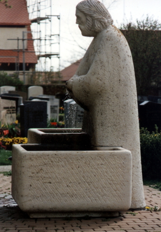 Friedhofsbrunnen